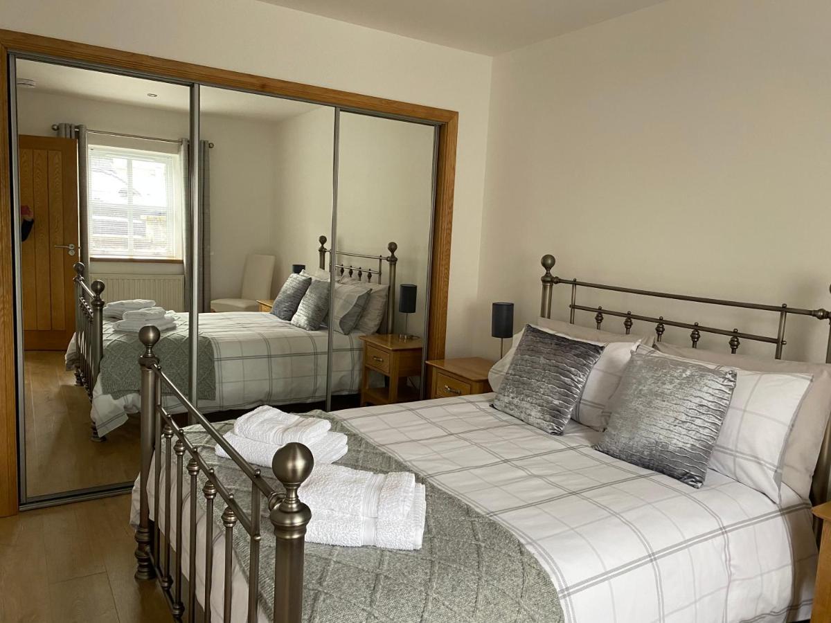 The Den Villa Stuartfield Екстериор снимка