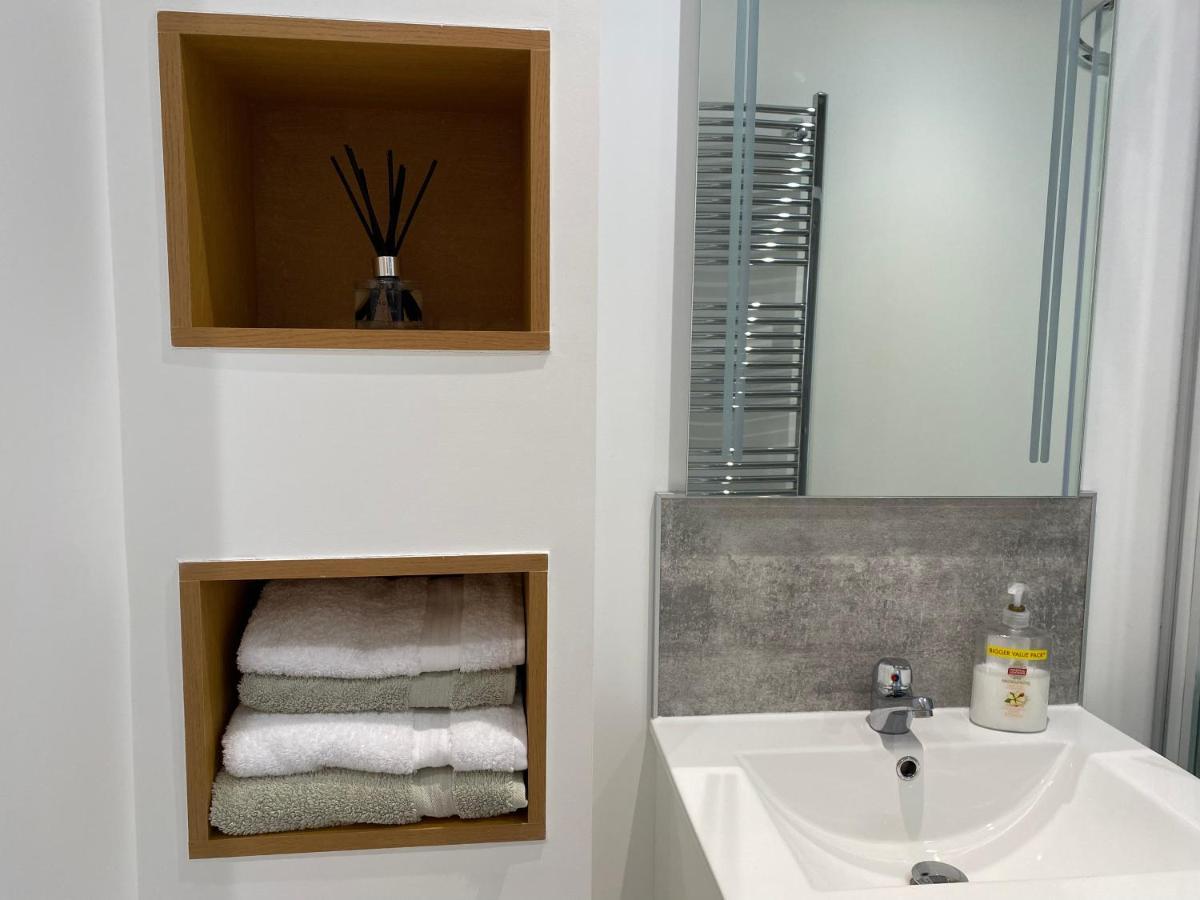The Den Villa Stuartfield Екстериор снимка