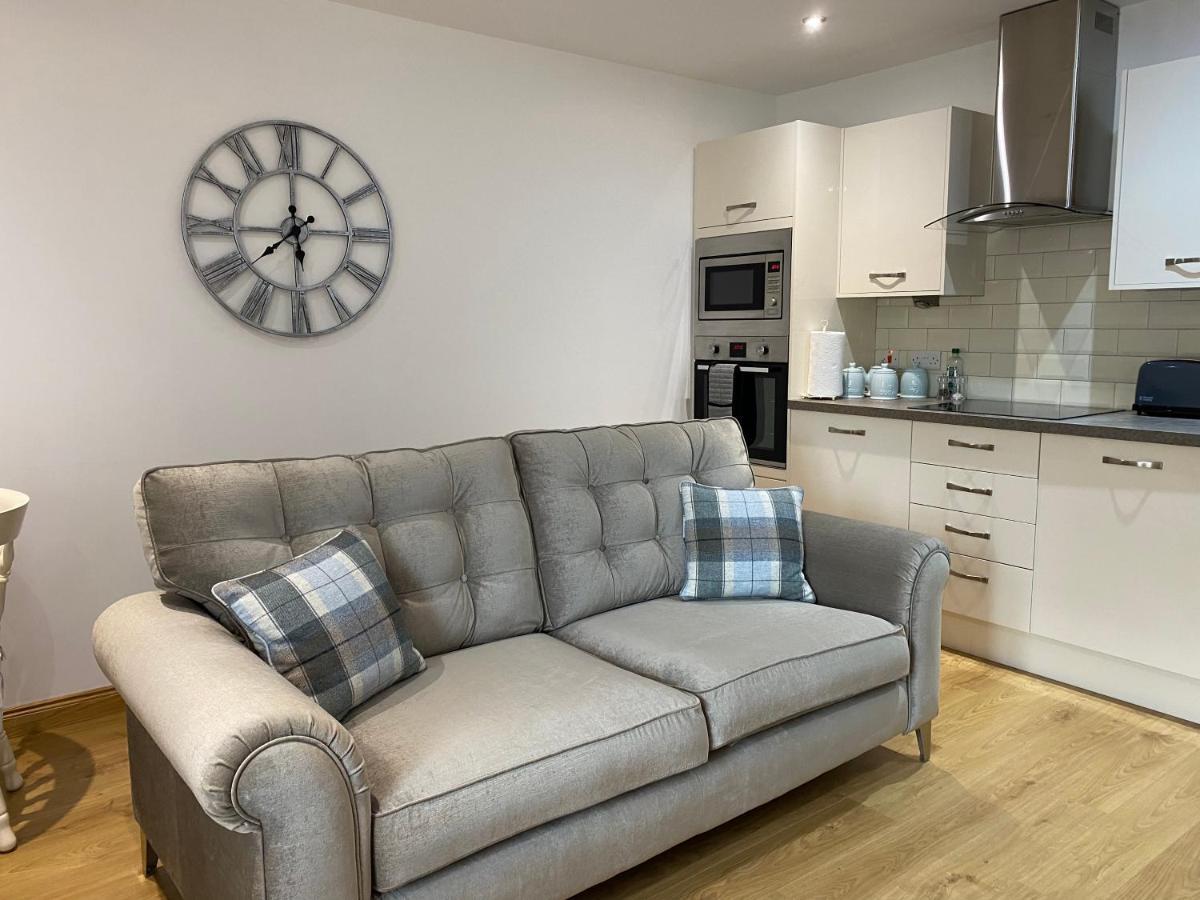 The Den Villa Stuartfield Екстериор снимка